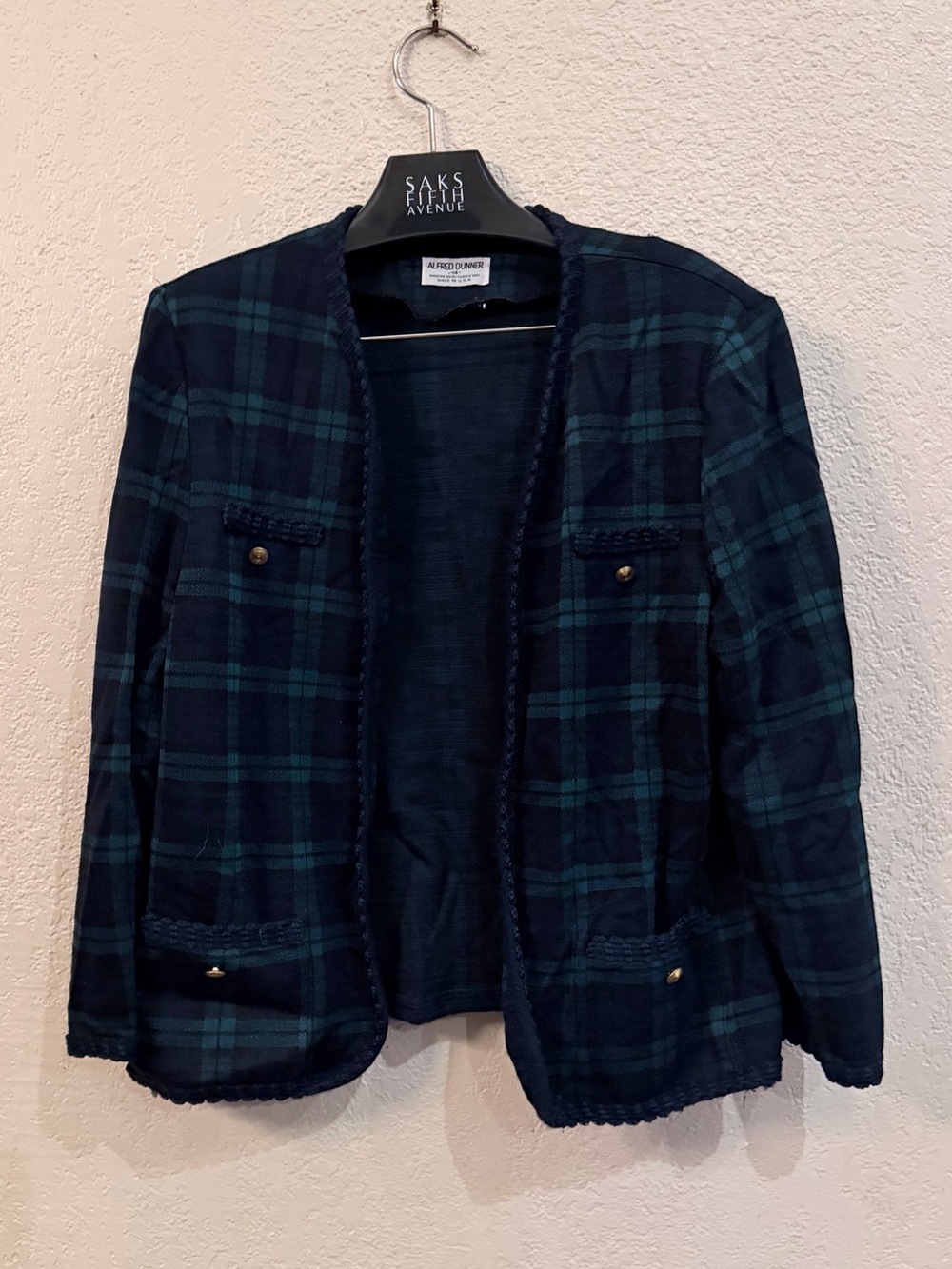 Title
*ALFRED DUNNER Blue/Green Plaid Knit
Cardigan/Jacket Vintage Size 14 Made